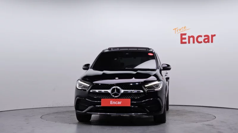 Mercedes-Benz GLA-Class