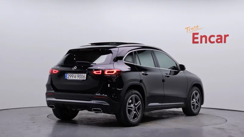 Mercedes-Benz GLA-Class