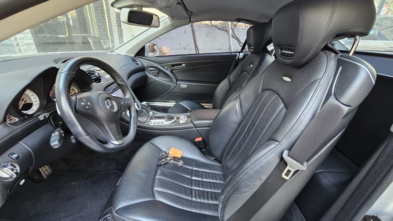 Mercedes-Benz SL-Class