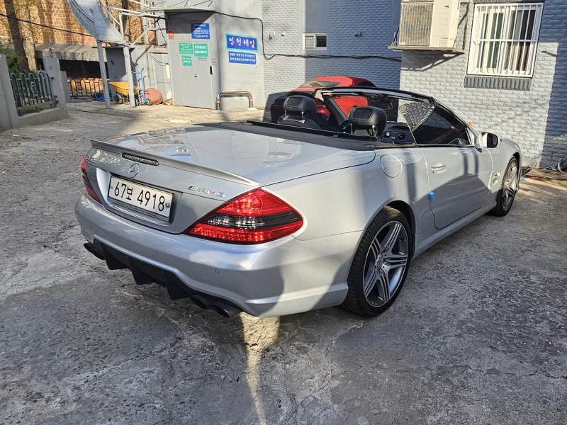 Mercedes-Benz SL-Class