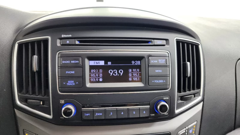 Hyundai Grand Starex