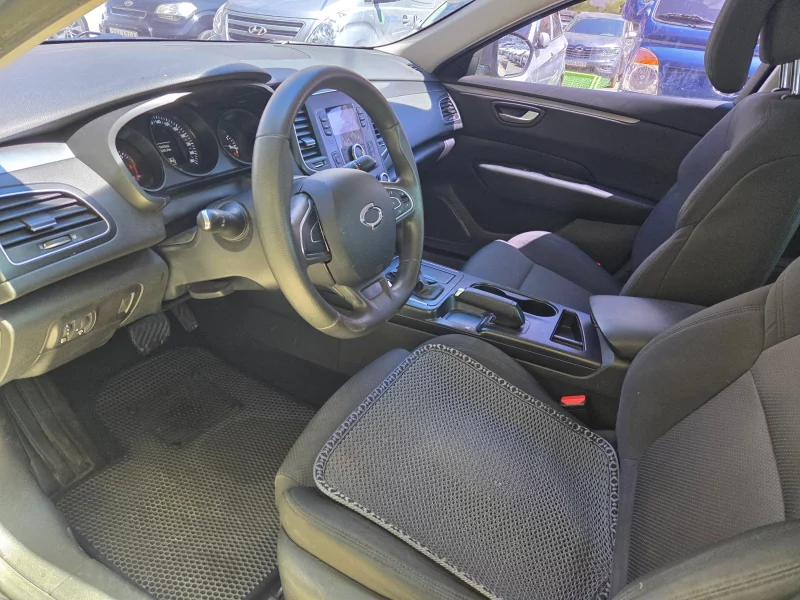 Renault SM6