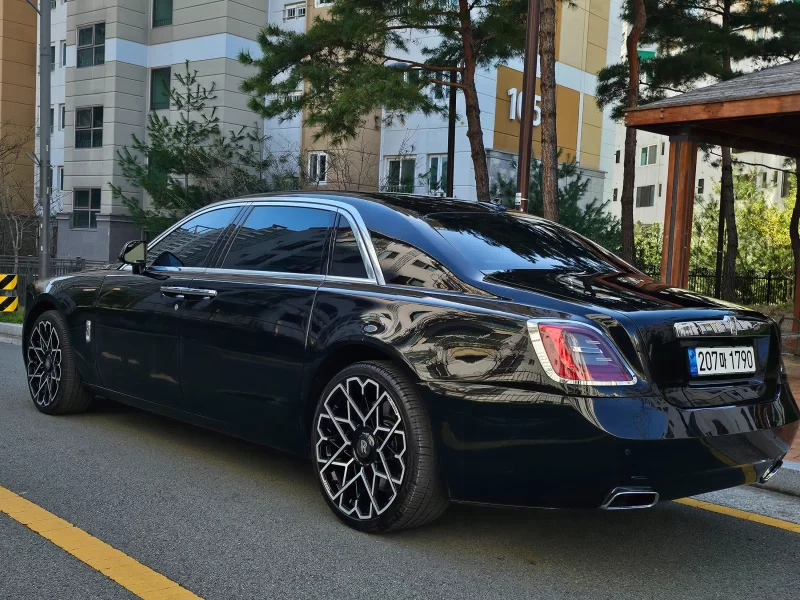 Rolls-Royce GHOST