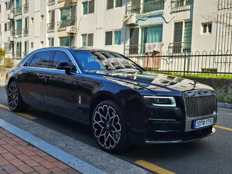 Rolls-Royce GHOST