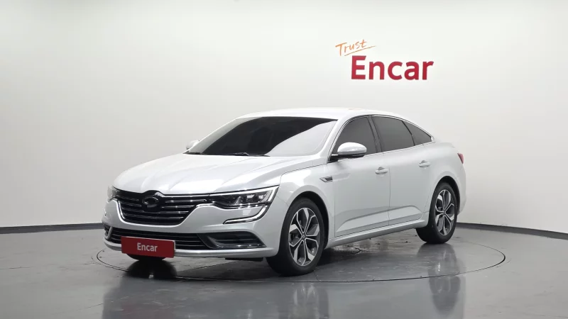Renault SM6