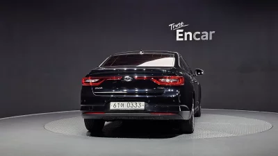 Renault SM6