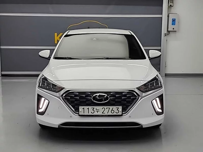Hyundai Ioniq