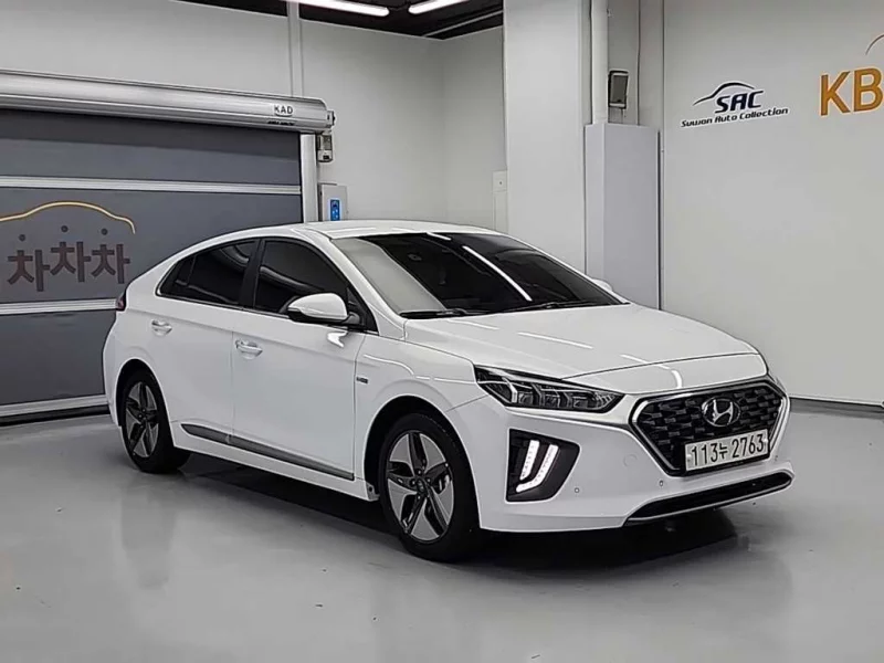 Hyundai Ioniq