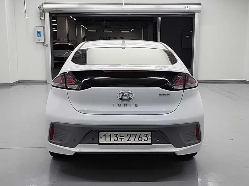 Hyundai Ioniq