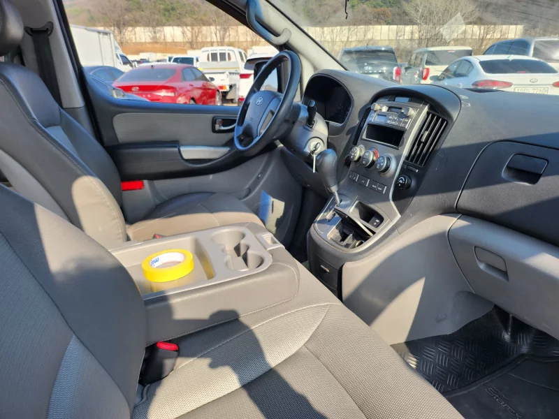 Hyundai Grand Starex