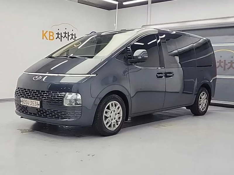 Hyundai Staria