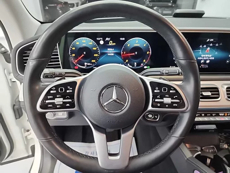 Mercedes-Benz GLE-Class