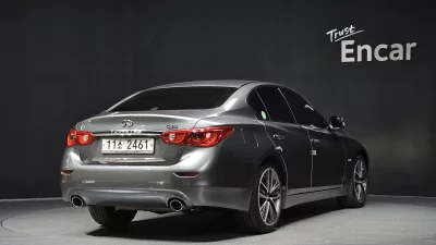 Infiniti Q50