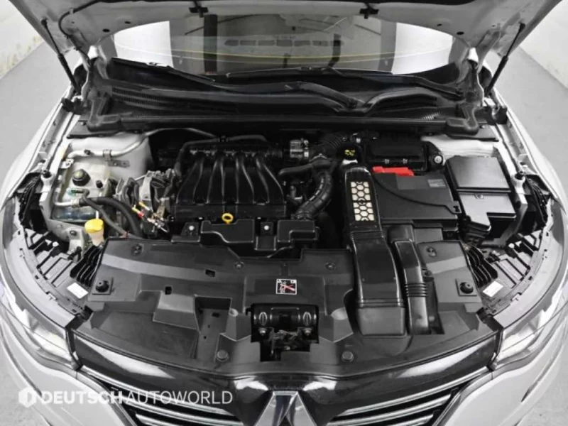 Renault SM6