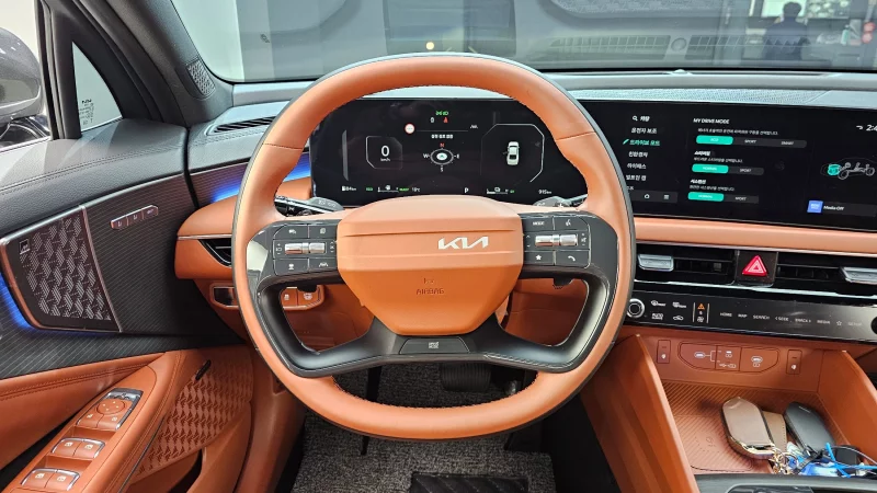 Kia K8