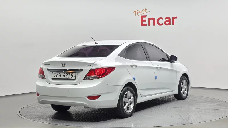Hyundai Accent