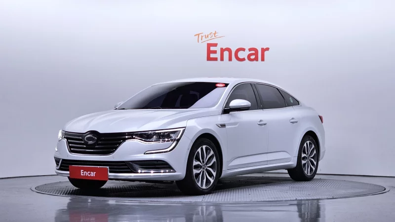 Renault SM6