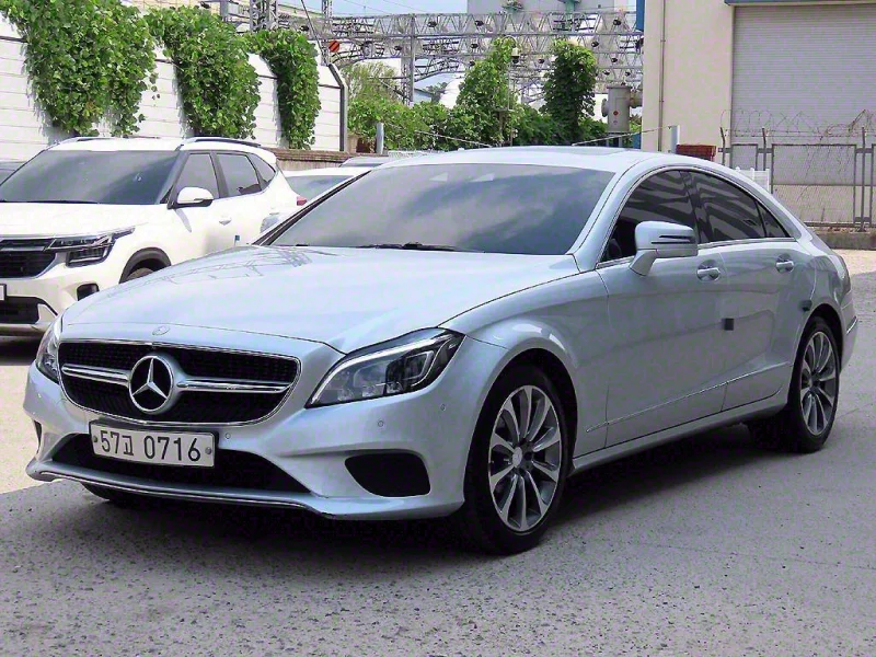 Mercedes-Benz CLS-Class