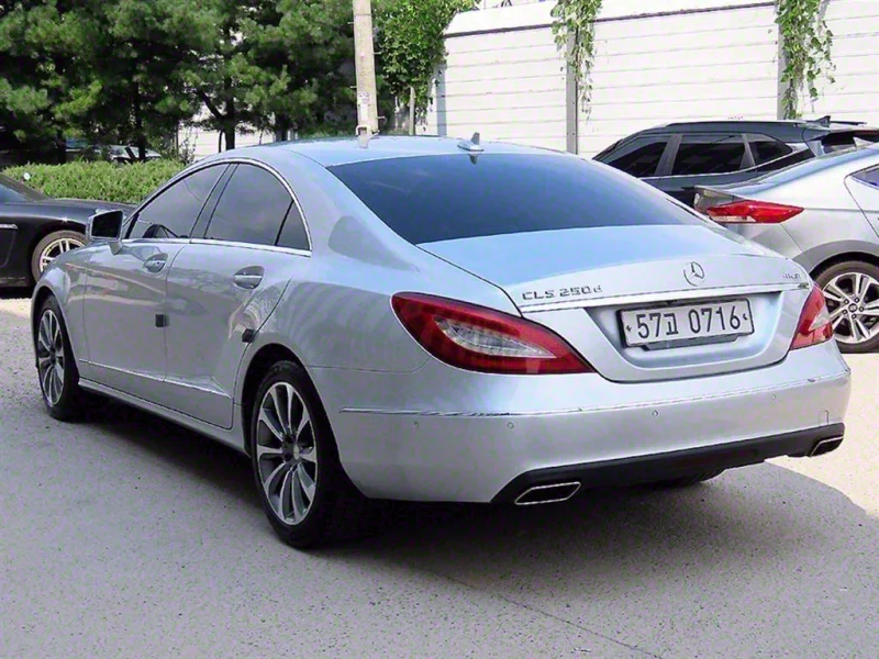 Mercedes-Benz CLS-Class
