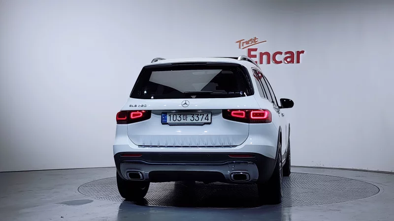 Mercedes-Benz GLB-Class