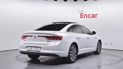 Renault SM6