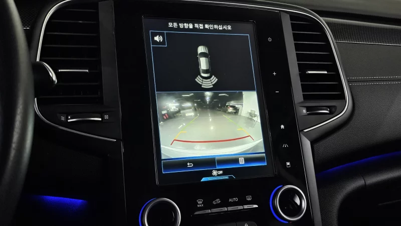 Renault SM6