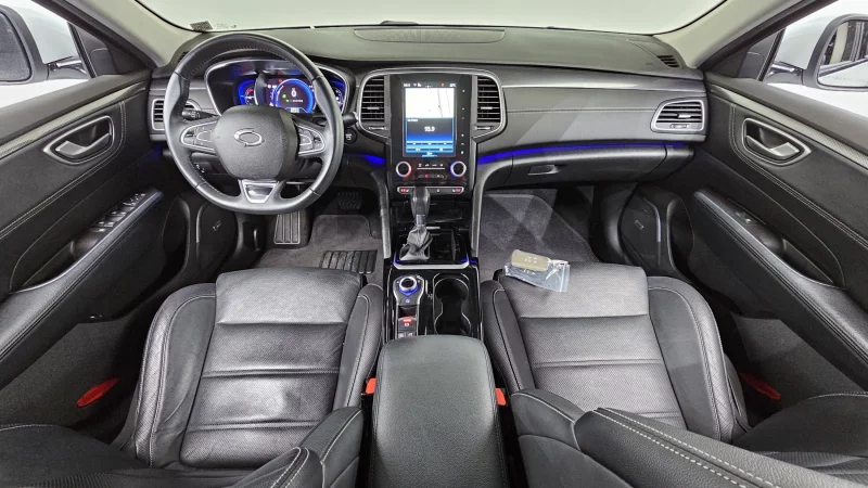 Renault SM6