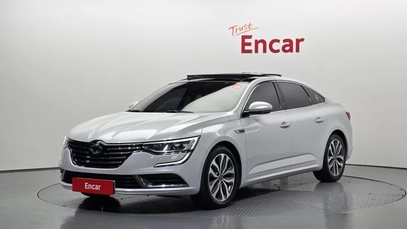 Renault SM6