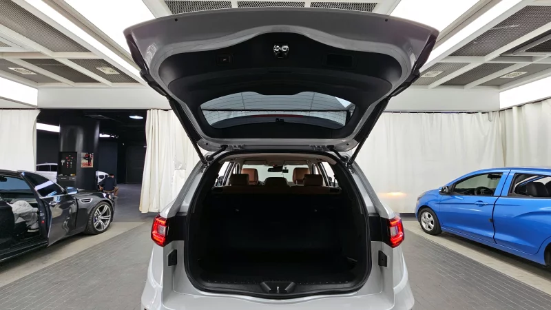 Renault QM6