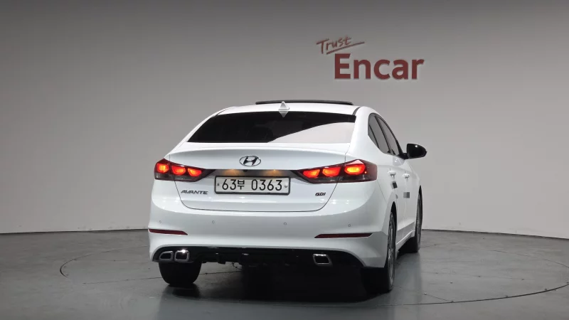 Hyundai AVANTE