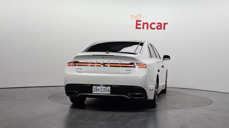 Lincoln MKZ