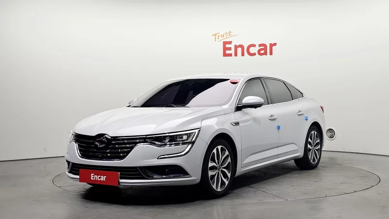 Renault SM6