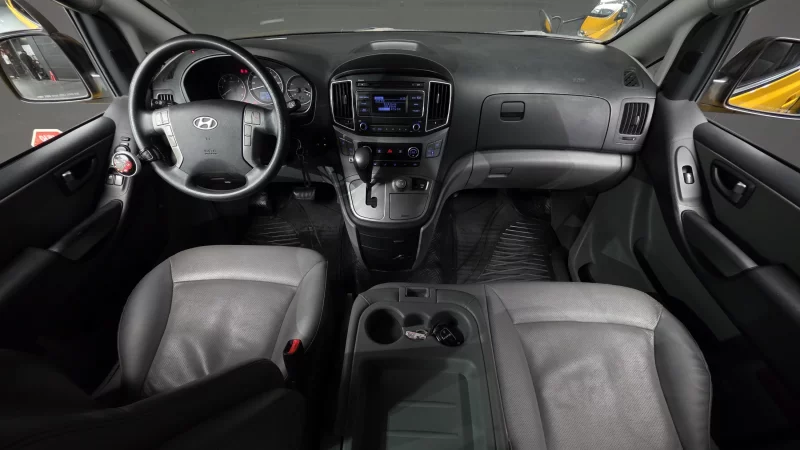 Hyundai Grand Starex