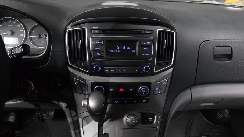 Hyundai Grand Starex