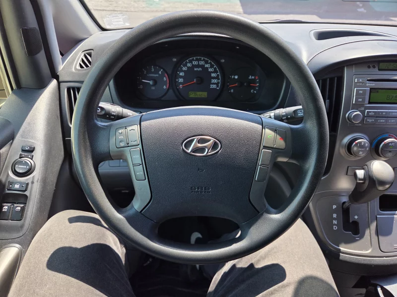 Hyundai Grand Starex