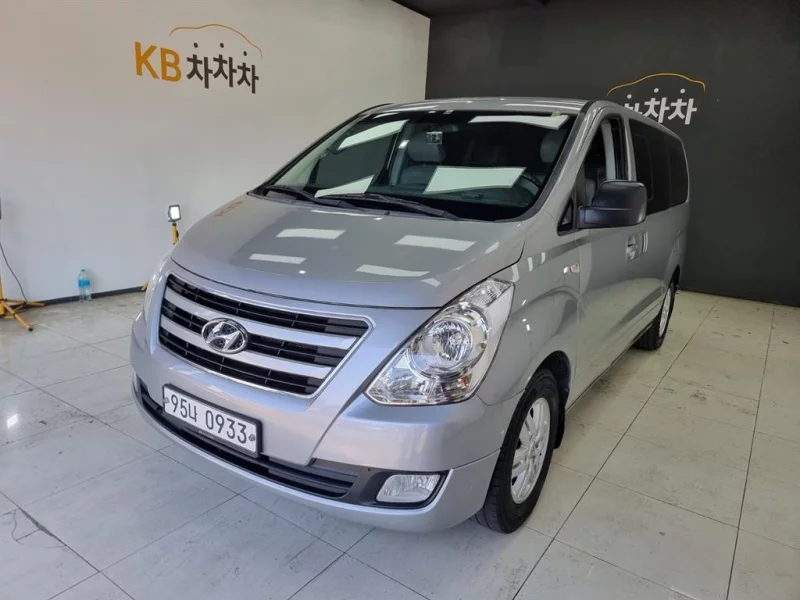 Hyundai Grand Starex