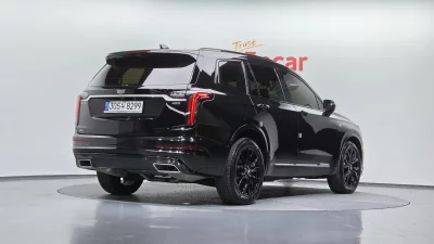 Cadillac XT6