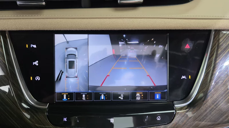 Cadillac XT6