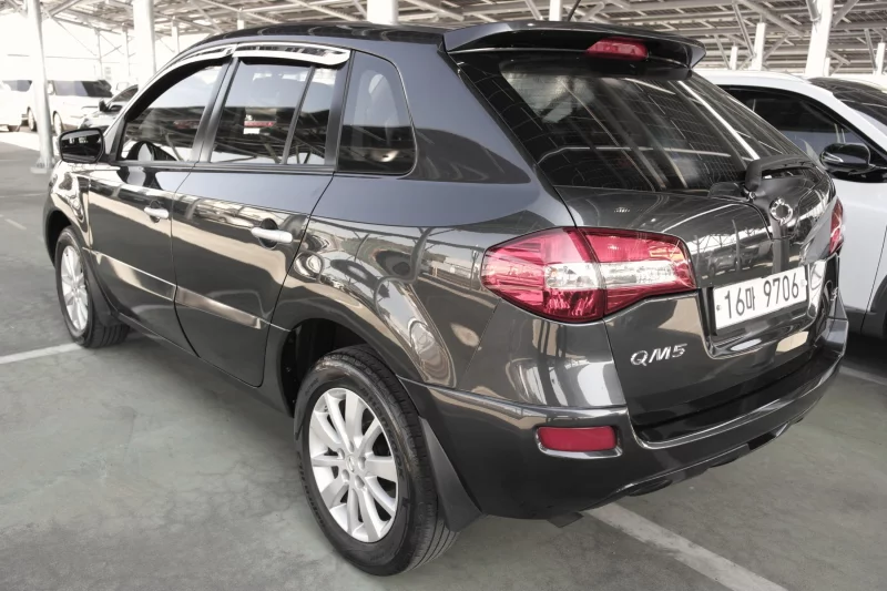 Renault QM5