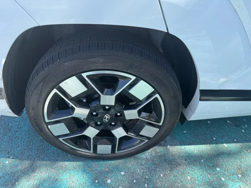 Hyundai Kona Electric