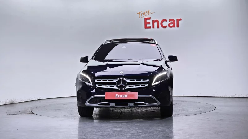 Mercedes-Benz GLA-Class