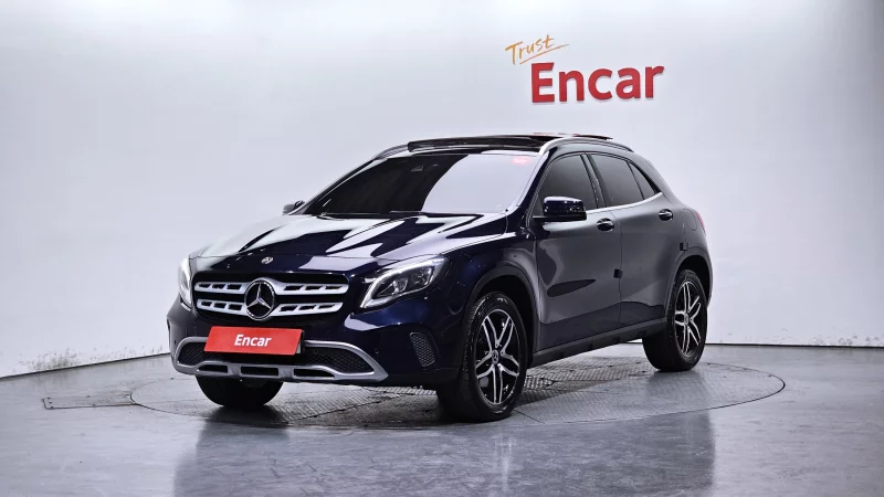 Mercedes-Benz GLA-Class