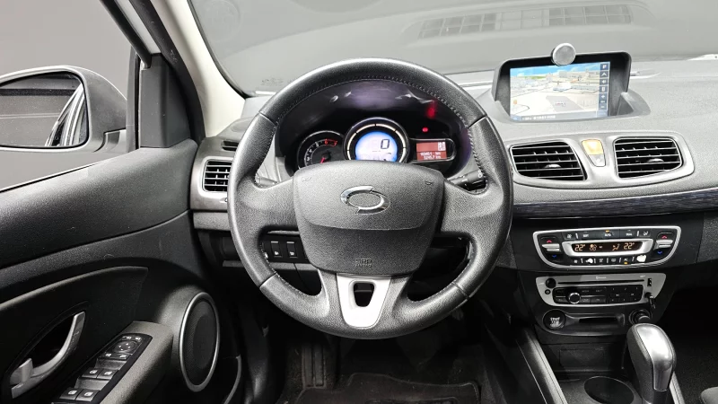 Renault SM3