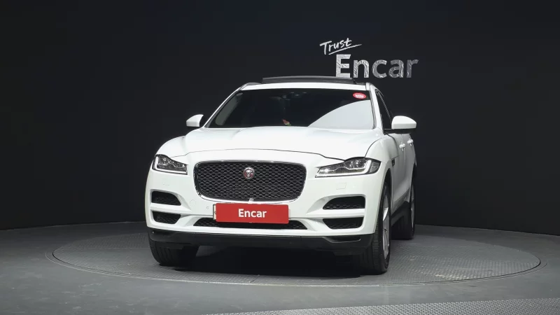 Jaguar F-PACE