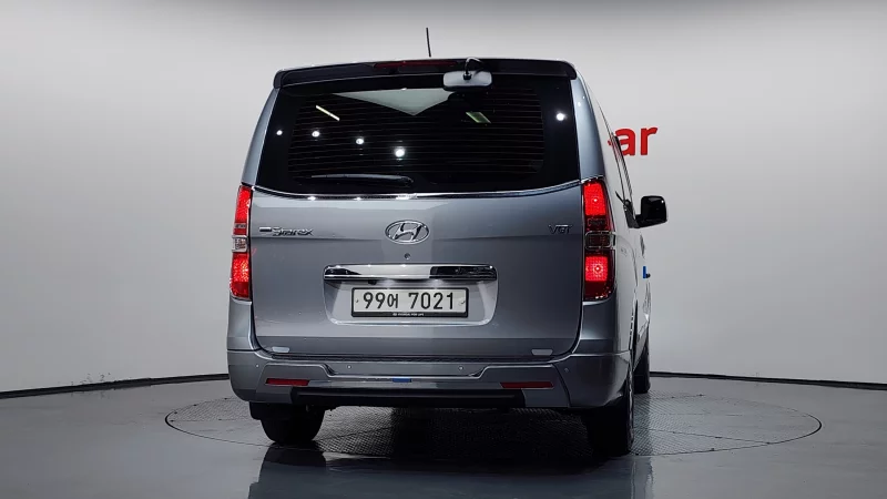 Hyundai Grand Starex