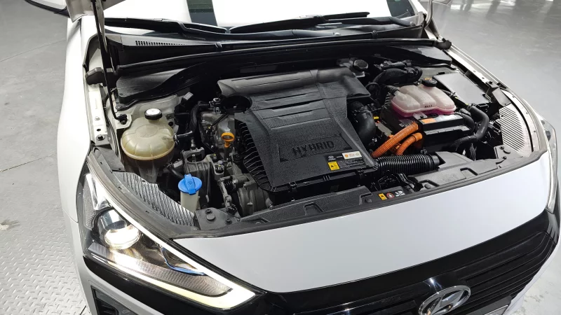 Hyundai Ioniq