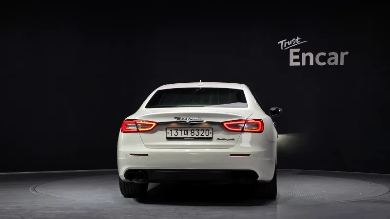 Maserati QUATTROPORTE