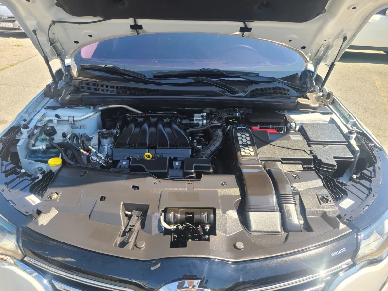 Renault SM6
