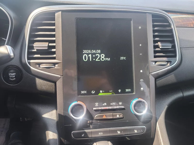 Renault SM6