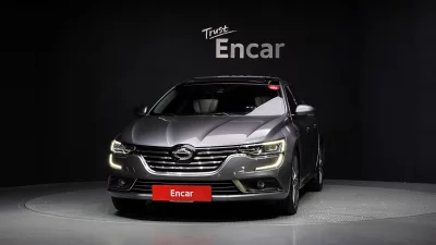 Renault SM6